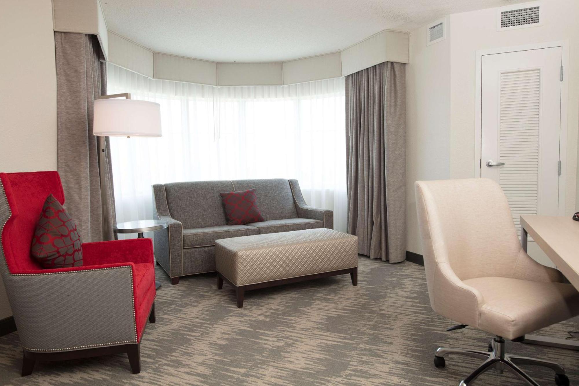 Courtyard By Marriott Athens Downtown Hotel Екстериор снимка