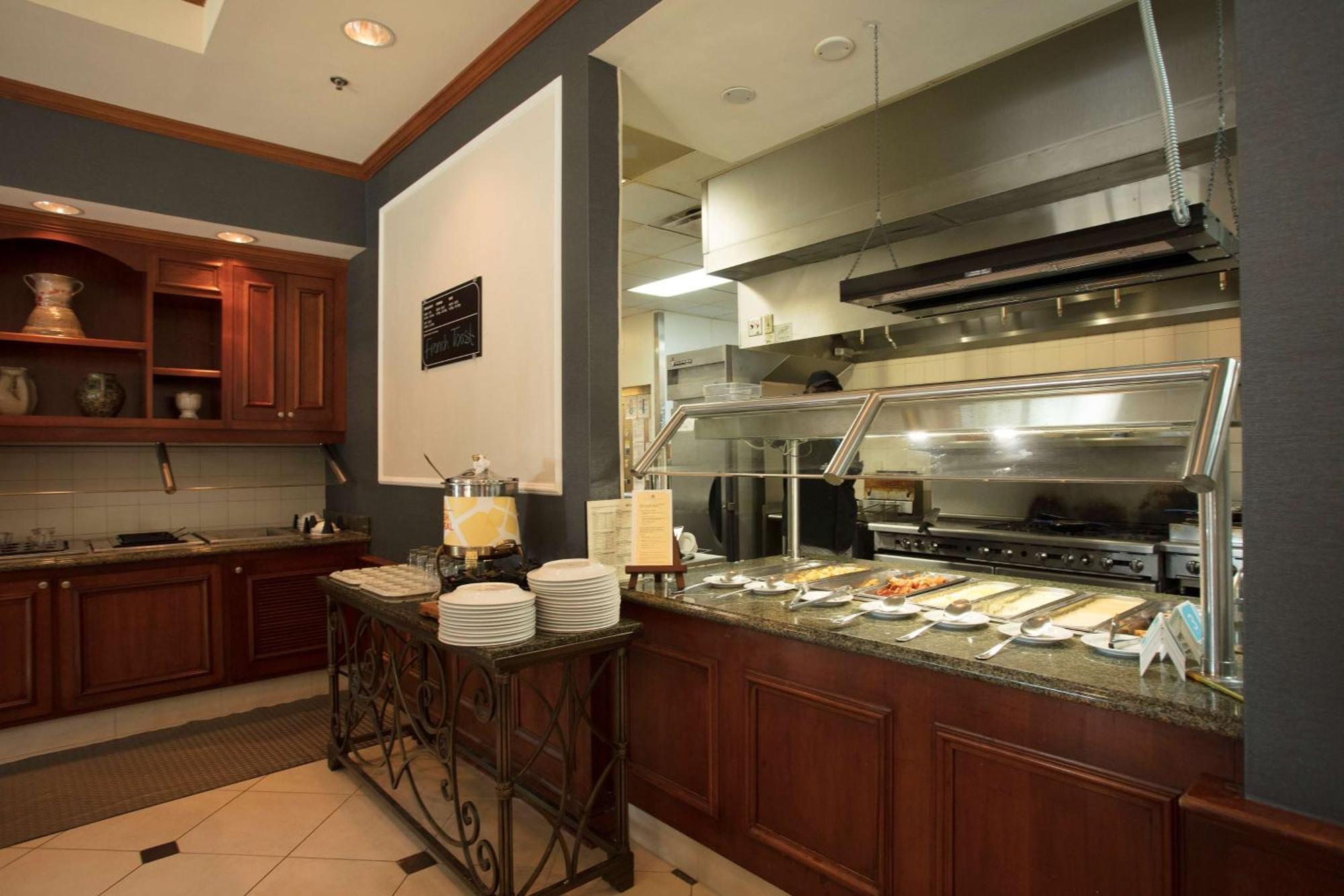 Courtyard By Marriott Athens Downtown Hotel Екстериор снимка