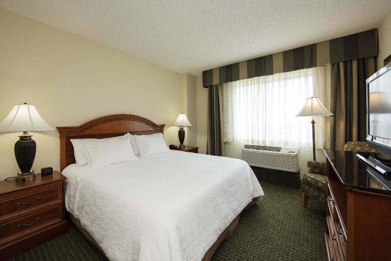 Courtyard By Marriott Athens Downtown Hotel Екстериор снимка